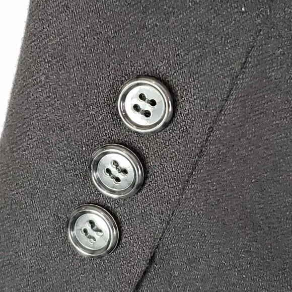 Talbots Blazer Women’s Size 12 Black Pockets Three Button Wool Italy Lined - Picture 4 of 8